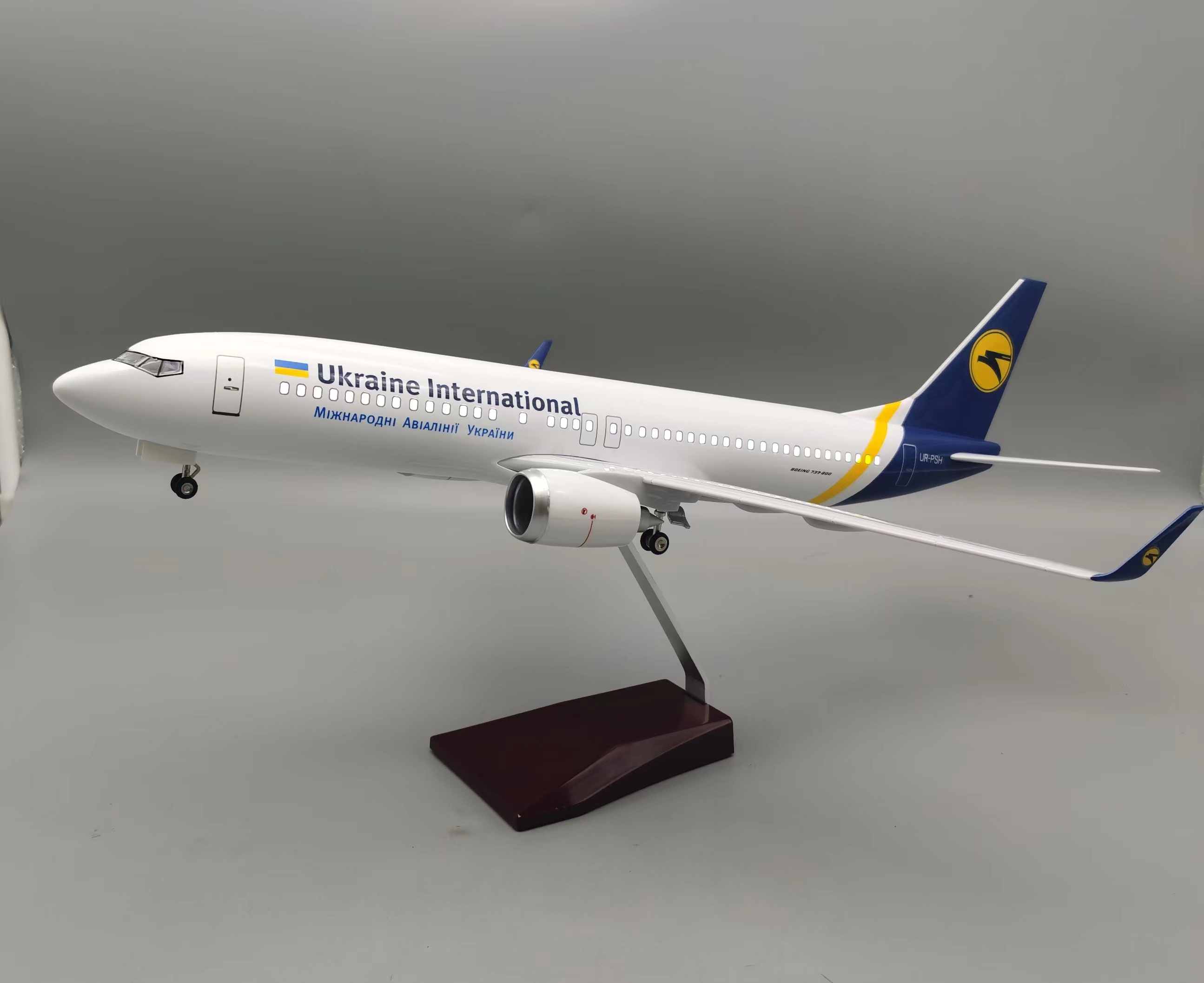 Modelo de Avião em Resina Diec - Model Kit Ukraine avaliação e preço